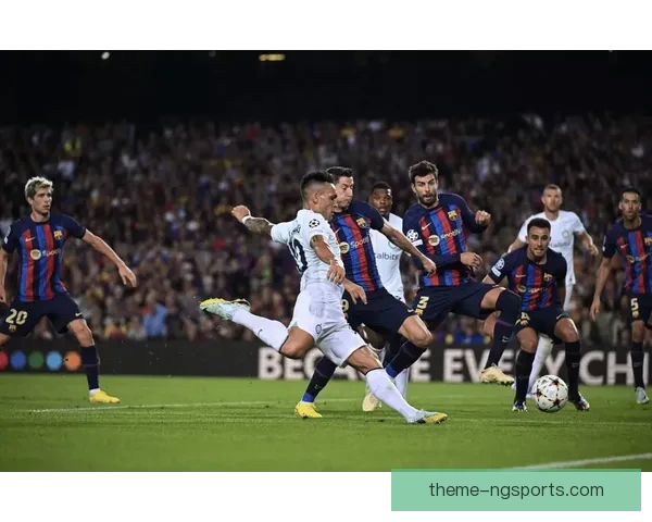 欧冠赛场精彩瞬间盘点及球队战术风格深度解析